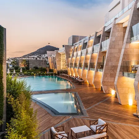 Swissôtel Bodrum 5*